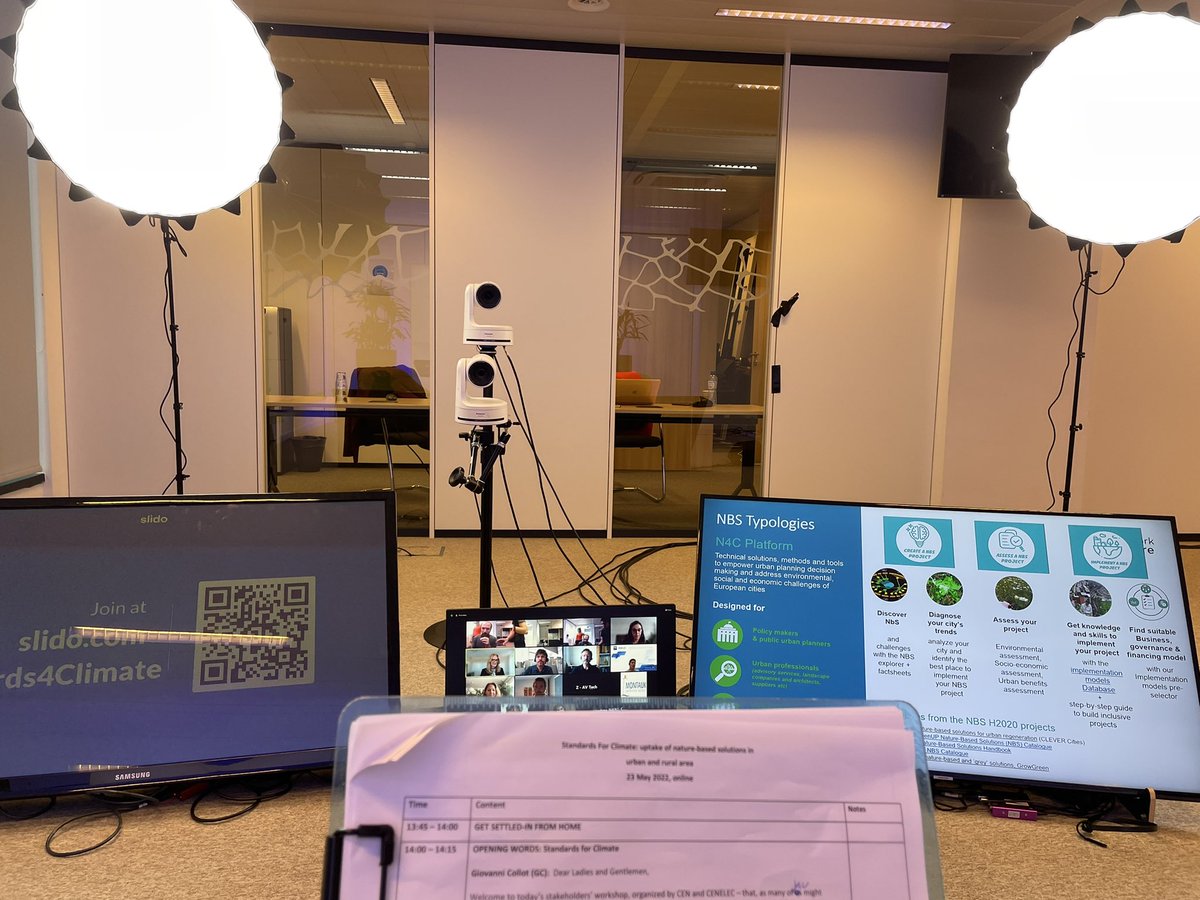 giovacollot's tweet photo. Behind the scenes 🌳🍀🌿🪴🌎
#Standards4Climate https://t.co/DJf7CYDEyk