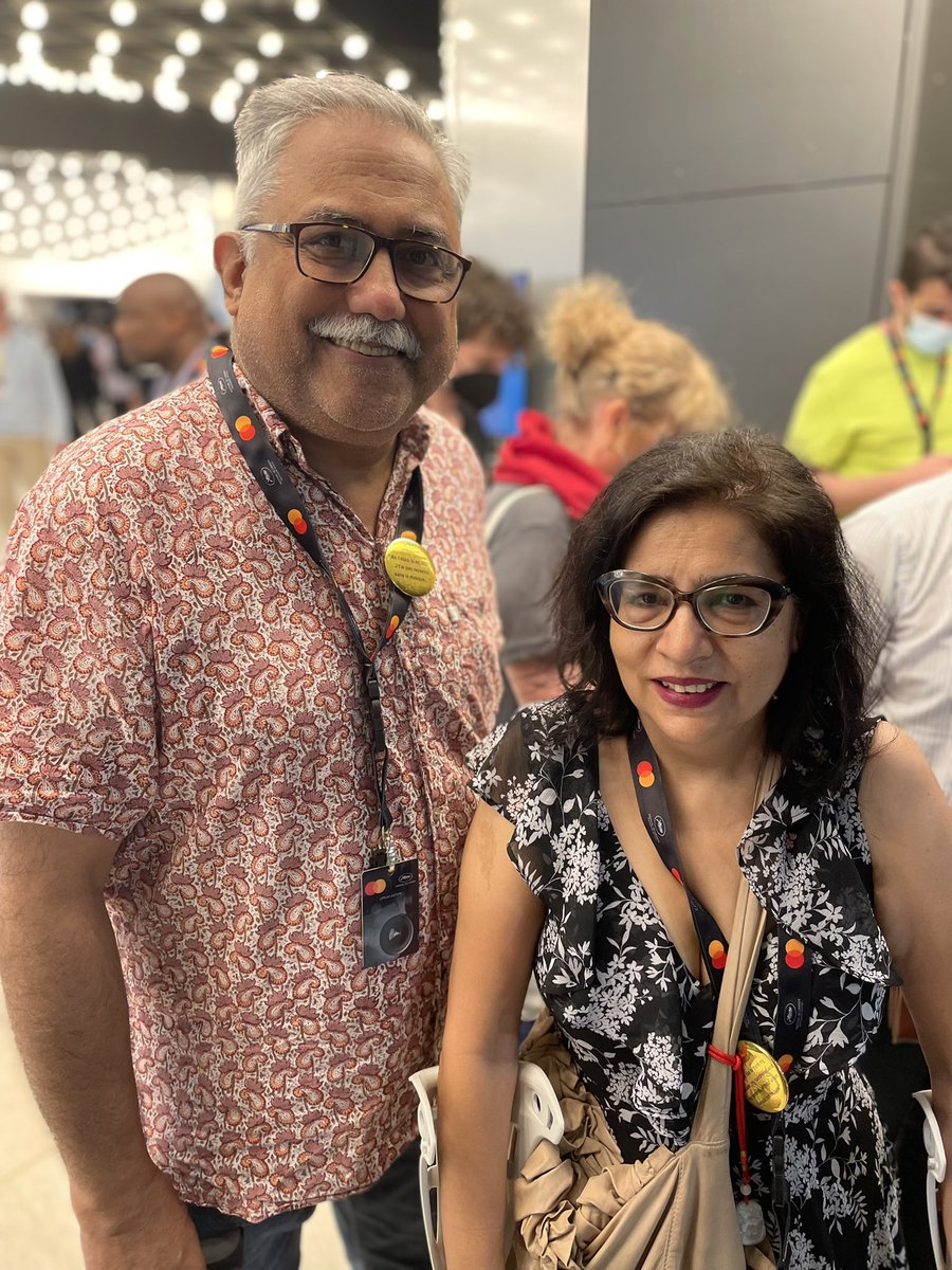 chhabs's tweet photo. In line to watch the premiere of #SaimSadiq’s #Joyland, #Pakistan’s first film in competition @Festival_Cannes. And I run into my favorite #SabihaSumar (told her @KirronKherBJP was brilliant in #KhamoshPani) and friend, filmmaker @arshadfilms. https://t.co/BtipZYH6Te