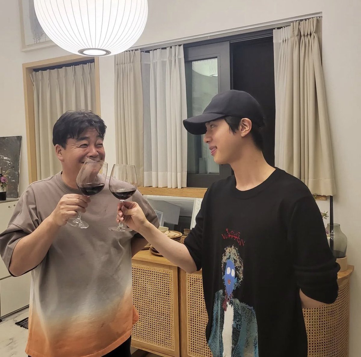 BTSGalaxyTurkey's tweet photo. [220523] Seokjin Instagram Güncellemesi:

https://t.co/iL98MymmgH https://t.co/OcJHn6anyj