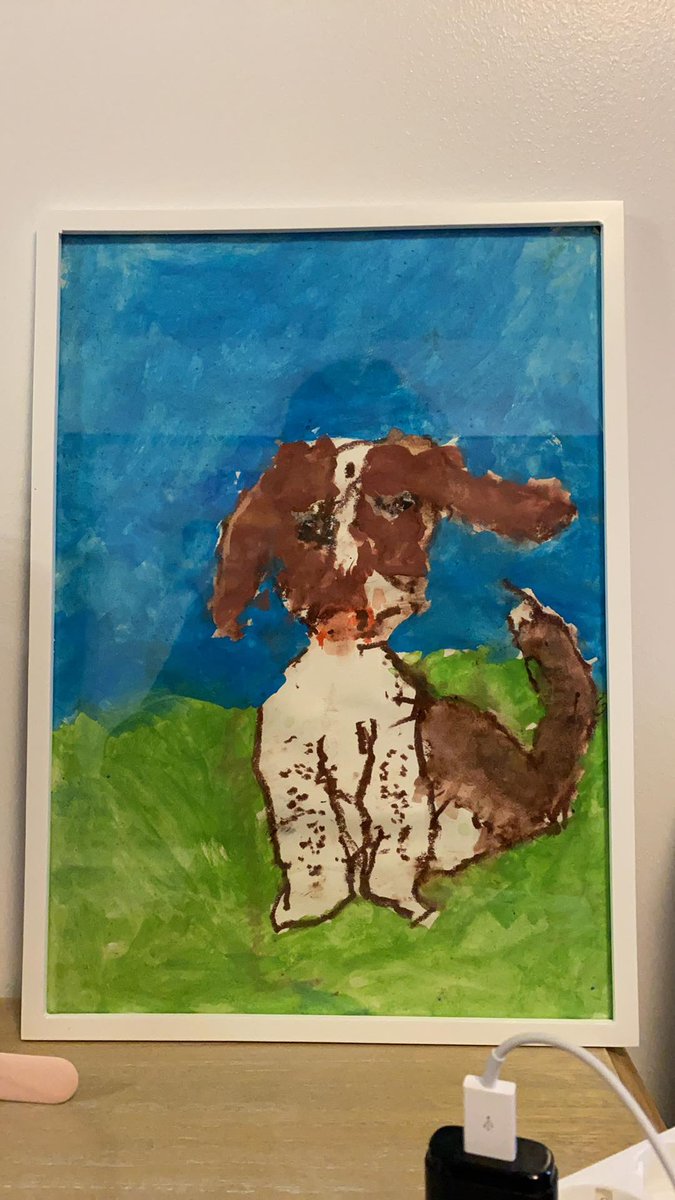 Ég er byrjuð að mála aftur eftir langa pásu. Því fylgir tilheyrandi andvörp og undrun frá fólki sem spyr í sífellu: "MÁLAÐIR ÞÚ ÞETTA???"

ATH. Það þarf ekki fulla sjón til að mála!