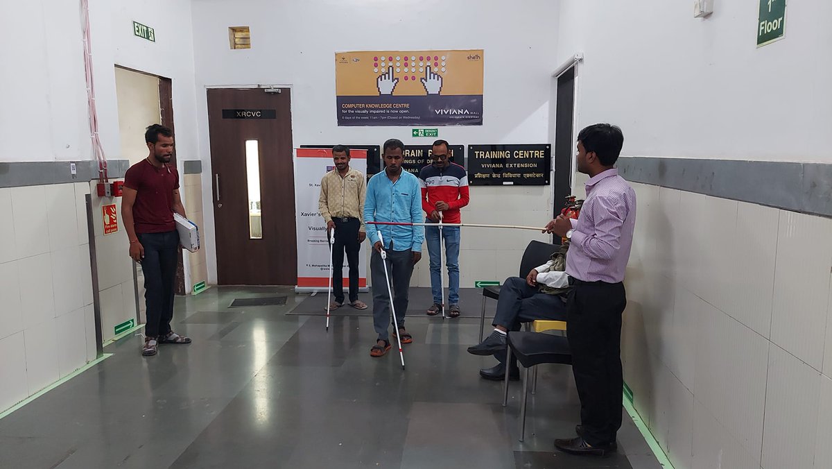 XRCVC's tweet image. XRCVC-Viviana Extension has organised the #Smartcane Training for students after the distribution with the Support of Viviana Mall  and Trend Setters
St. Xavier&apos;s College, Mumbai 
#SBIFoundation
#XRCVC
#AssistiveTechnology
#Thane