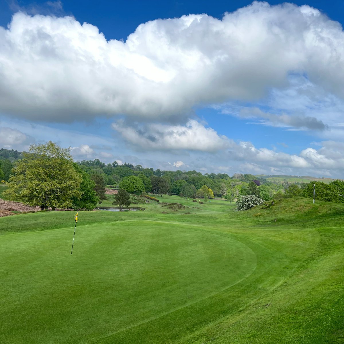 WindermereGolf's tweet photo. Hidden due to a blind approach shot is our 4th green. 
The green is one of the biggest and longest on the course but that doesn’t make it easy to hit! 🎯 

#targetgolf #golfgreen #golf #noteasy https://t.co/VqeYfY2D3E