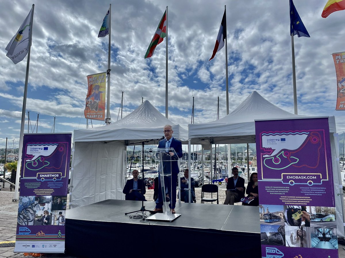 JeremieMartin7's tweet photo. #Hendaye et @kottebask accueillent aujourd’hui la journée de restitution des projets de mobilité transfrontalière #Smartmob et #Emobask. Avec un billet unique et une meilleure information des usagers, les déplacements professionnels et ceux du quotidien sont facilités ! https://t.co/TCjIQIrCMb