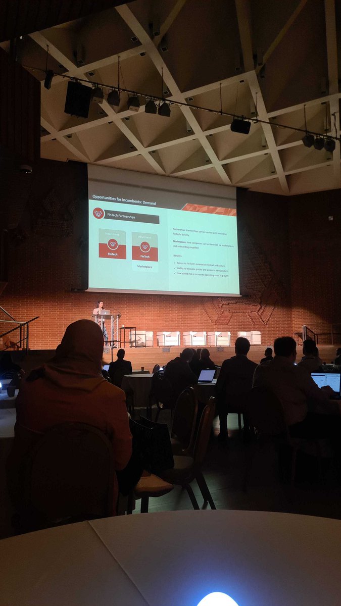 VideosignLtd's tweet image. It's the first morning of @fintechwforum and we have already heard interesting sessions from Rita Martins from @HSBC_UK on Fintech partnerships and Jack Gielen of Cobase #fintechworld #fintech #remotesignatures #esignatures