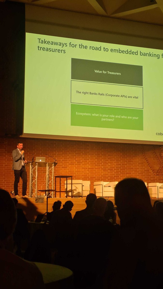 VideosignLtd's tweet image. It's the first morning of @fintechwforum and we have already heard interesting sessions from Rita Martins from @HSBC_UK on Fintech partnerships and Jack Gielen of Cobase #fintechworld #fintech #remotesignatures #esignatures