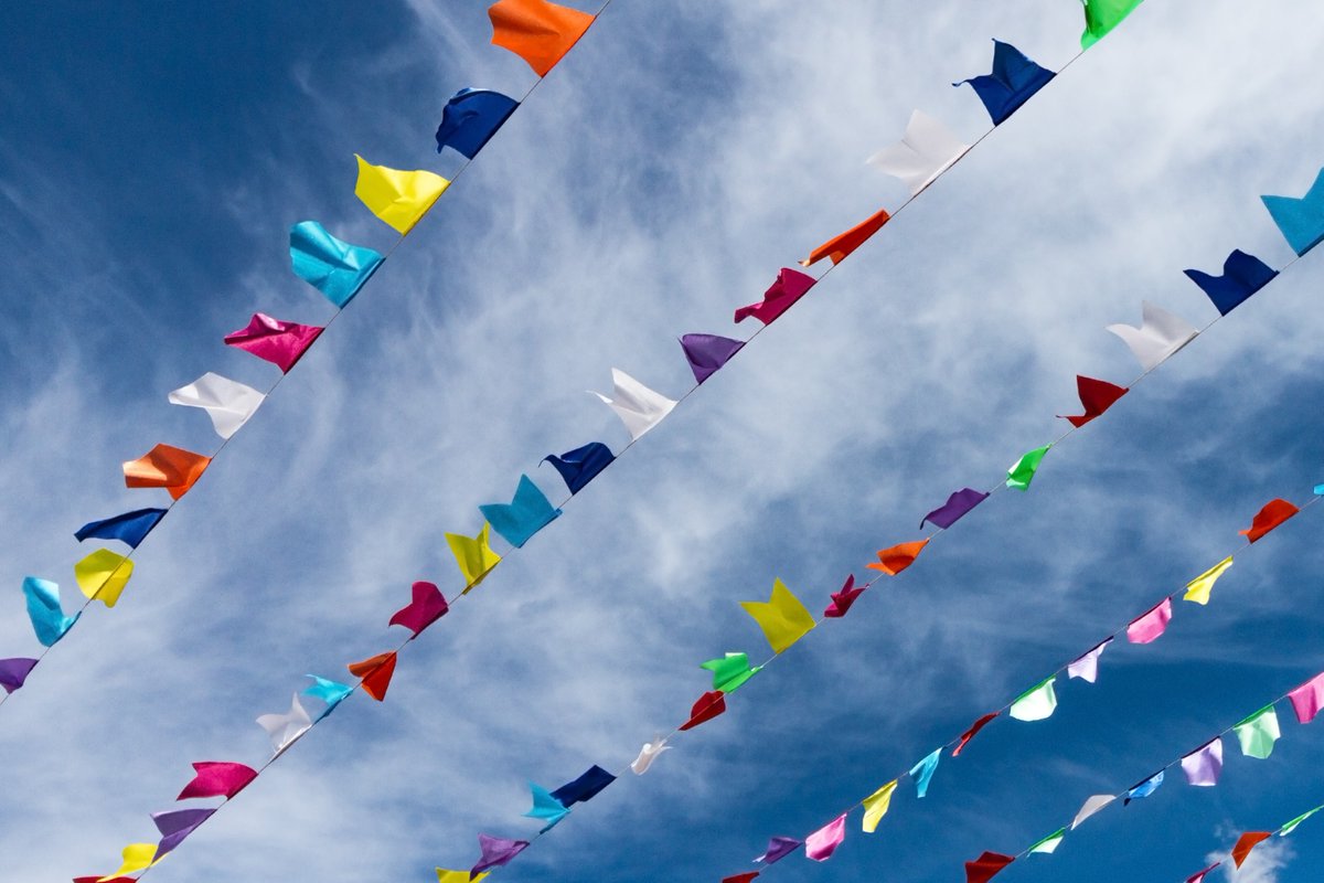 Bank holidays: some top tips for employers. Given the upcoming Platinum Jubilee celebrations, we were asked at a recent Ask The Expert webinar about bank holidays, and how these should be dealt with, read our blog by Employment Solicitor, Blair Duncan ➡️ bit.ly/38cGJbS