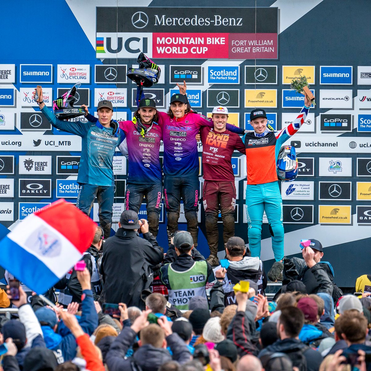 "I just gave everything, I was talking to myself 'Come on, come on.' and it was just insane!" Amaury Pierron takes his third Fort William win in a row 🏆

📸 Charne Hawkes Photography

#FortWilliamMTBWorldCup