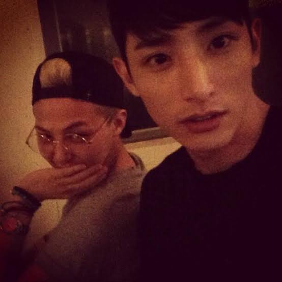 GeorginaChoi88's tweet photo. I miss seeing Jiyong and Lee Soo hyuk together https://t.co/XbreGUJOir