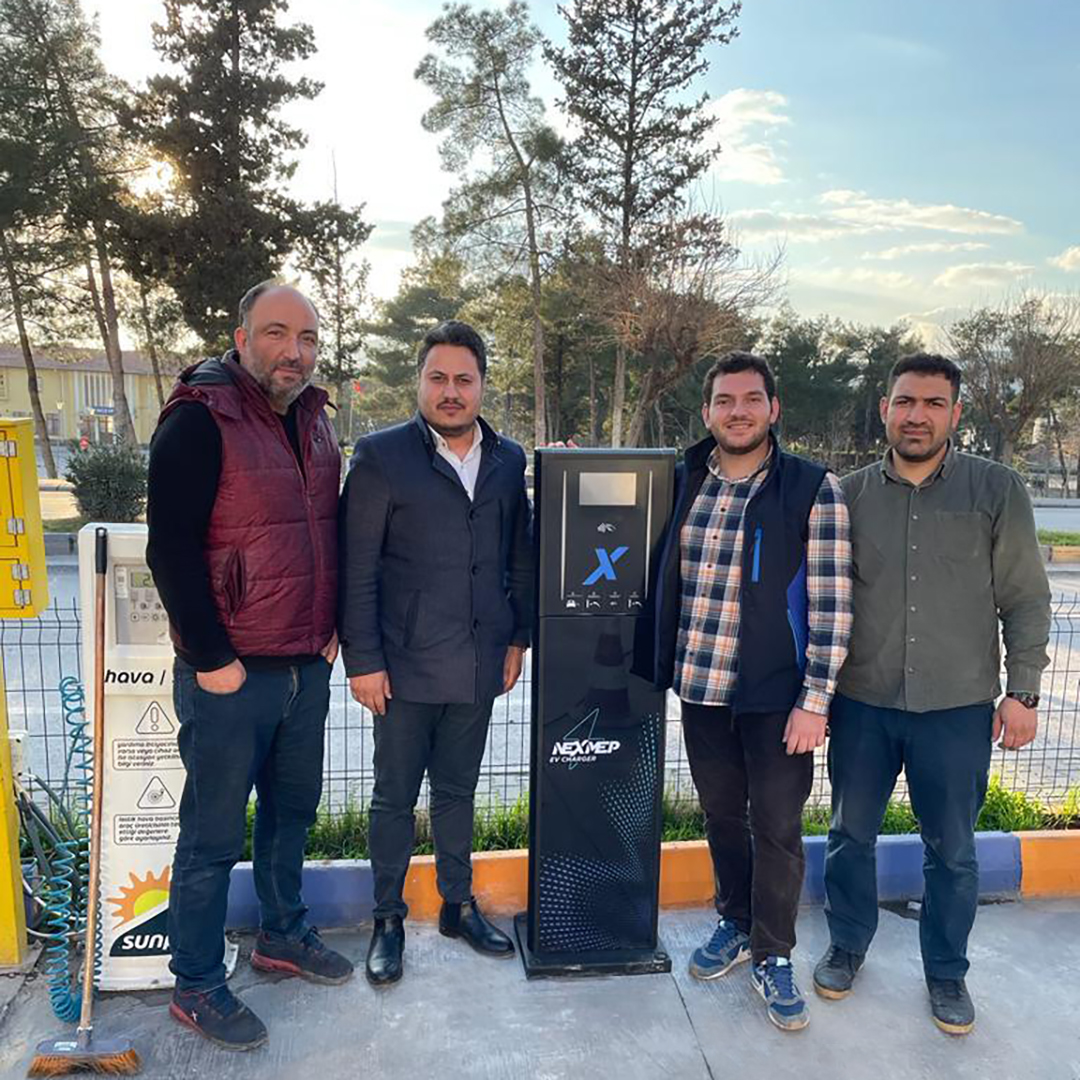 nexmep's tweet photo. NEXMEP, Elektrikli Araç Şarj Ünitesi'nin ilk kurulumunu Müslüm İnce Petrol Kadoil Halfeti, Özmekik Petrol Sunpet Nizip ve Doğhan Petrol Kadoil Islahiye lokasyonlarına başarıyla tamamladı.

#nexmep #mlbgroup #evcharger #elektrik #enerji #akaryakıt #istasyon https://t.co/7BBXCxwYHS