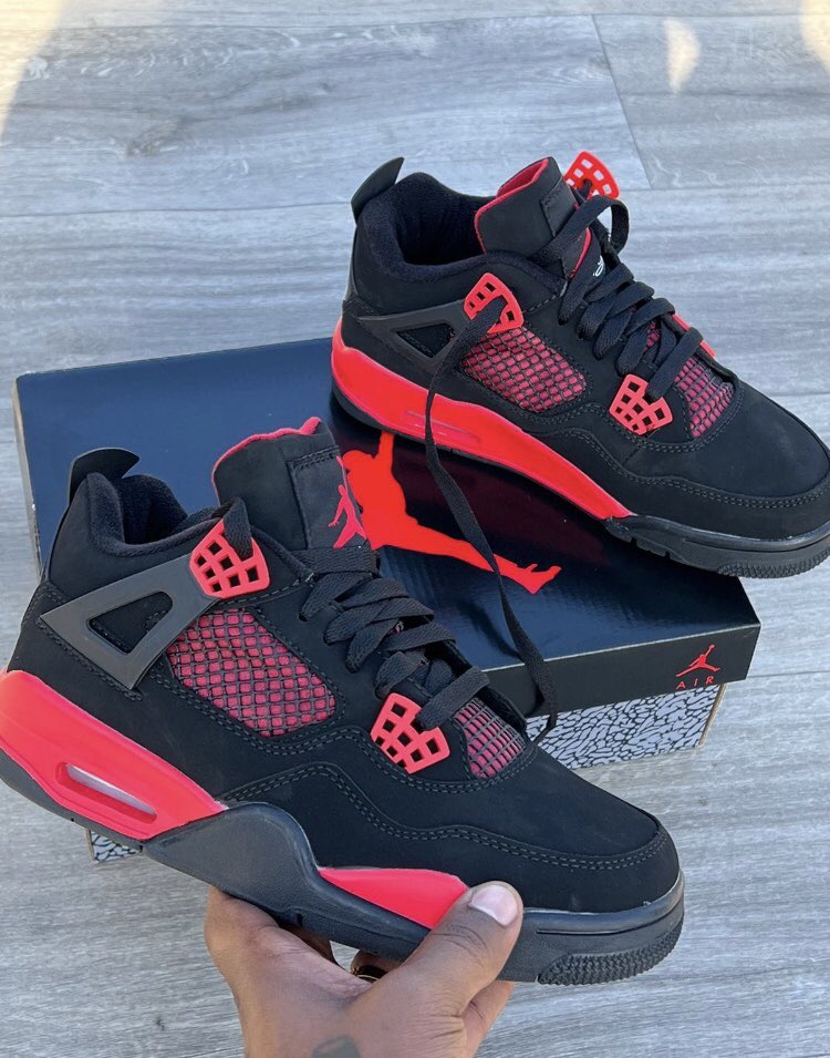 Jordan 4

Wholesale Price:Ksh.2900

Wholesale MOQ:2 pairs

Retail Price:4000

Colors Available:10

#Osumo
#WilliamRuto
#BigFish
#NgiluTosha
#IEBC
#Omosh