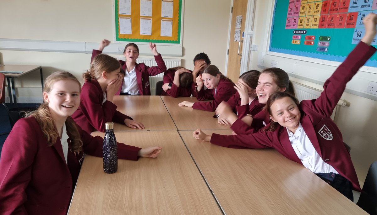 7A chose to split their team into boys and girls for our Learning to Learn Revision Blockbuster Quiz.  Winning 2 out of the three games, the boys (with a few who had to leave in round 3 for cricket) did amazingly.  The girls put on a tough fight and were great sports.  🏅🥳🧠