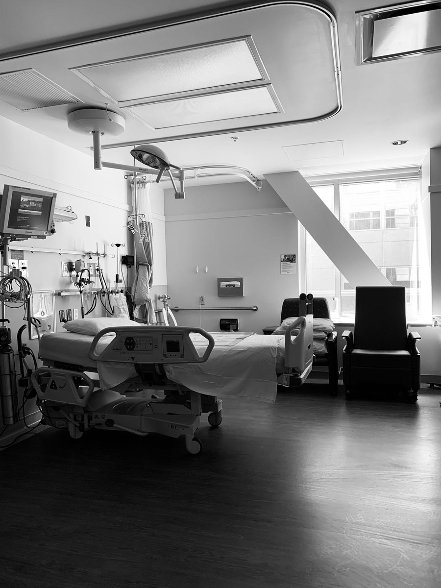 marklewismd's tweet photo. I’m not sure there is a worse feeling on rounds than unexpectedly finding a hospital bed empty, vacated for the worst possible reason 

Life is so very precious

We should be careful 
Of each other, we should be kind 
While there is still time

#MedTwitter https://t.co/Im5YdrJX7T