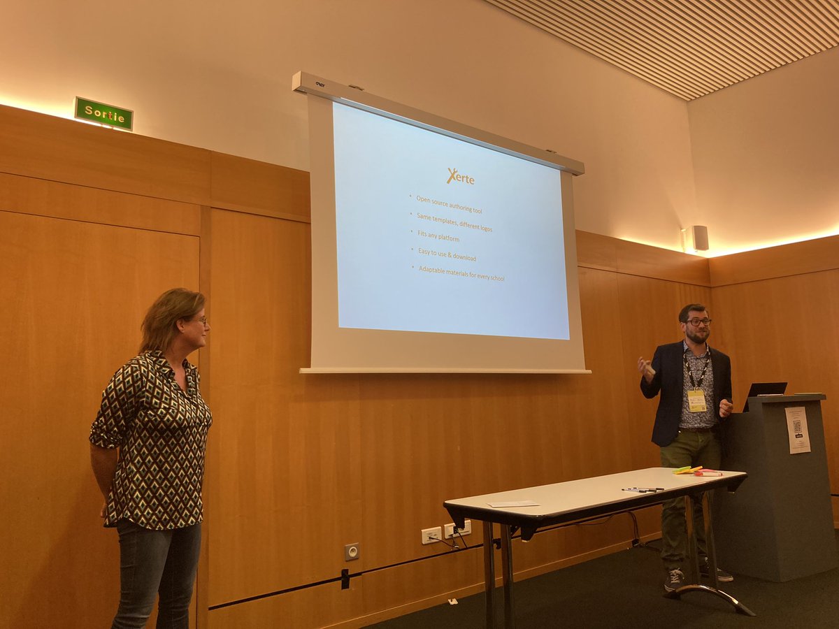 Festinaatje's tweet photo. Excellent presentation by @PascalKoole en collega Menno at #OEGlobal22 using open source elearning software #xerte #xot https://t.co/hx22N3lmZQ