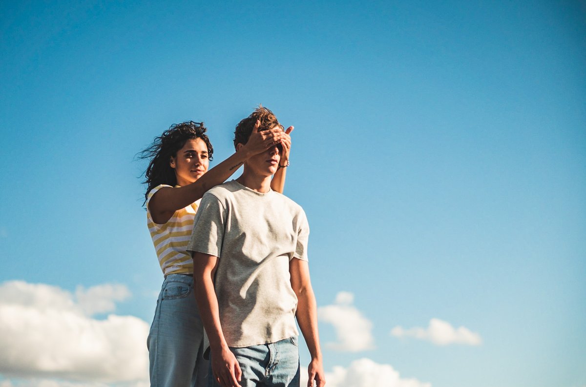 Laissez-vous vibrer ! 
📺 Sur vos écrans jusqu'au 27 mai 👋 Bourges Plus - Officiel Ville de Bourges - Officiel Mstream
👉youtu.be/LSaNBOI0j9c