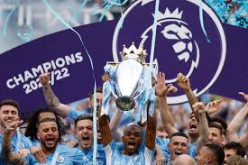 NCCALCIA's tweet photo. #verdetti
Il #RBLipsia ha vinto la #DFBPokal per la prima volta nella sua storia.
Il #ManchesterCity è campione d'Inghilterra per la 6° volta nella sua storia. https://t.co/Sy9h6Vmt94