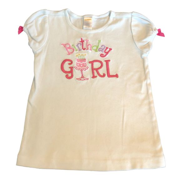 rck1117's tweet photo. So good I had to share! Check out all the items I'm loving on @Poshmarkapp #poshmark #fashion #style #shopmycloset #gymboree #hanes #unk: https://t.co/7KJzoqxKpN https://t.co/WVUjrT70EQ