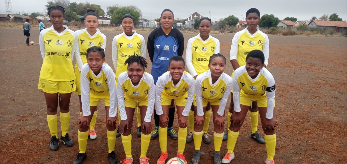 DiamondLadiesF2's tweet photo. @SasolLeague @SasolSA @SAWomenFootball #WeAreDiamondLadiesFc ๐
#HigherWeGo
#TogetherWeAreStronger ๐ช https://t.co/KM78BYOyT2
