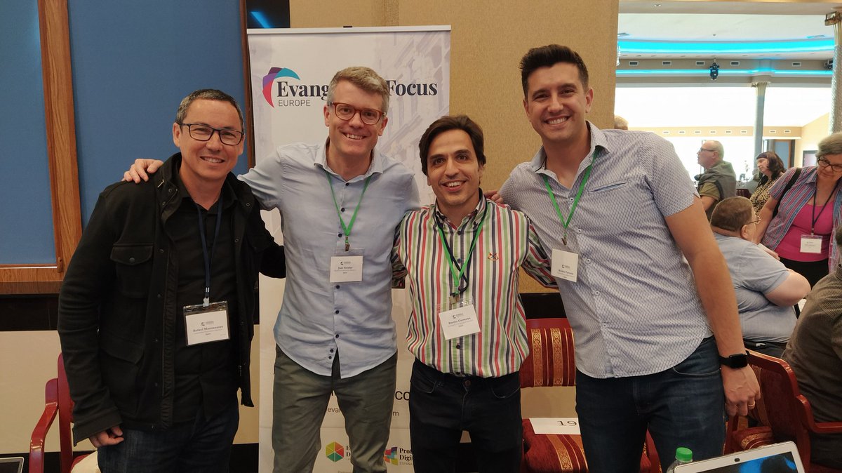 joelfwal's tweet photo. También con @HelderFavarin y Rafael Manzanares #2022elf https://t.co/wdKCGxpBJy