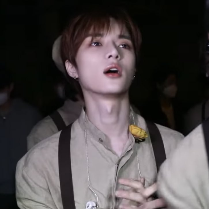 dailybeargyu's tweet photo. choi beomgyu who is effortlessly attractive https://t.co/3zhwAIYlBS