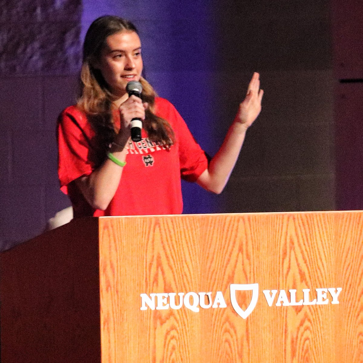 NeuquaValley's tweet photo. Grateful to @taylor_omalley and @mgronowski7 for sharing their journeys and insights transitioning from high school to college athletics. Go Cardinals, Go Jackrabbits! https://t.co/K2VtbRBgHQ
