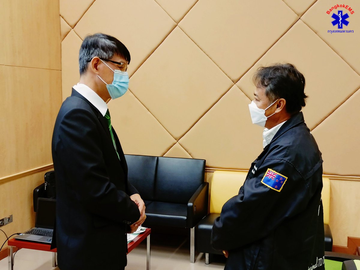 **Erawan News**ศูนย์เอราวัณร่วมยกระดับและเพิ่มศักยภาพเจ้าหน้าที่ขับรถพยาบาล จัดอบรม "ขับขี่ปลอดภัย" ปี 65 แก่เจ้าหน้าที่จากหน่วยงานเครือข่ายในระบบฯ 40 คน เริ่มอบรมวันนี้วันแรก ...
facebook.com/65511265828167…