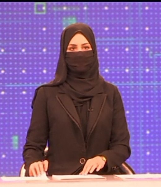 المذيعات فى التليفزيون الافغانى ظهرن اليوم بهذا الشكل ...

فما رأيكم ؟