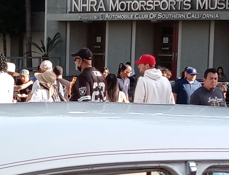 HereComsTrouble's tweet photo. I seen ➡Clint Mosley Jr. At #LAFair last night.🏈
Born June 19, 1992, is an American football linebacker for the New York Jets of the National Football League (NFL). https://t.co/NteT20v2le