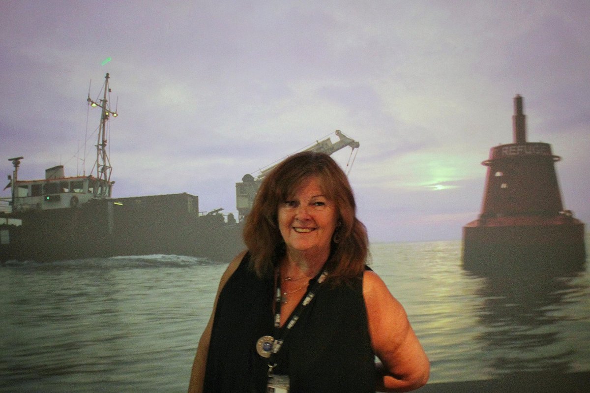 DockyardChatham's tweet photo. Diving Deep: HMS #Invincible1744 - our Linda Brown visited the INVINCIBLE archaeological excavation site in the Solent. She had the opportunity to talk to divers and and watch the hard work involved in excavating below the waves. Read Linda's full story: https://t.co/wFbhbwthQ6 https://t.co/ewN3BuExcm