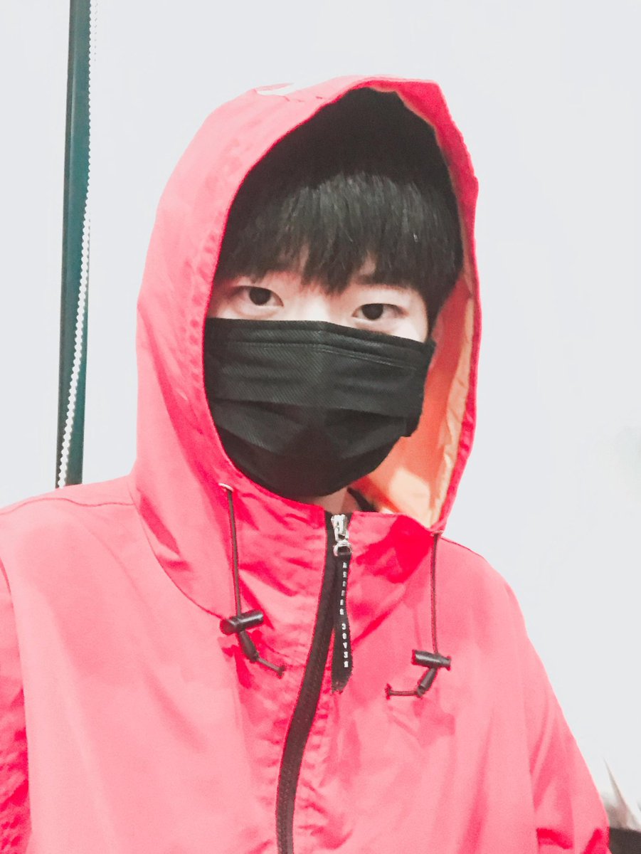 time_to_jungmo's tweet photo. 210523 유니버스 FNS

💬스타쉽 4개월차 연습생 정모☺️

#크래비티 #정모 #구정모 https://t.co/eFtLh6fjay