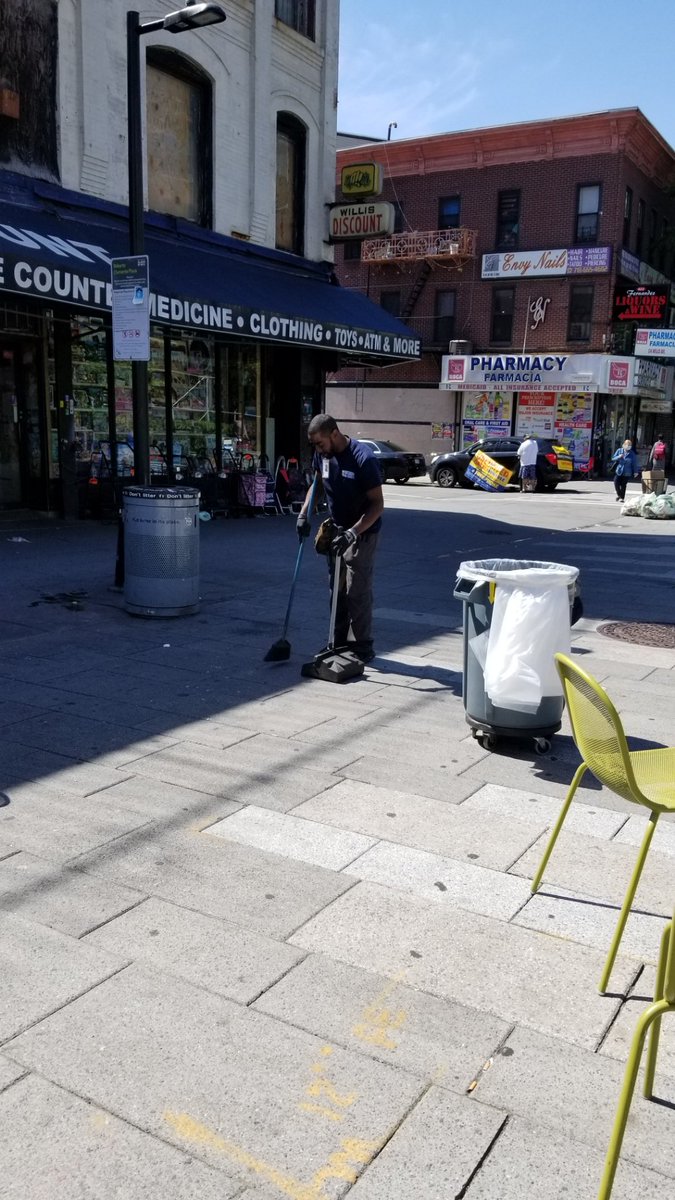 ThirdAvenueBID's tweet photo. Welcoming Mondays with positivity!
Our team hits the Street, ensuring that the Bronx's busiest transportation HUB is ready for shoppers & residents.
#BronxPride #BronxStrong #ShopYourCity #SouthBronx #theSouthBronx #TheBronx #bx #live #work #shop #dine #play #smallbiz #ThirdAve https://t.co/GNmGXa7rHI