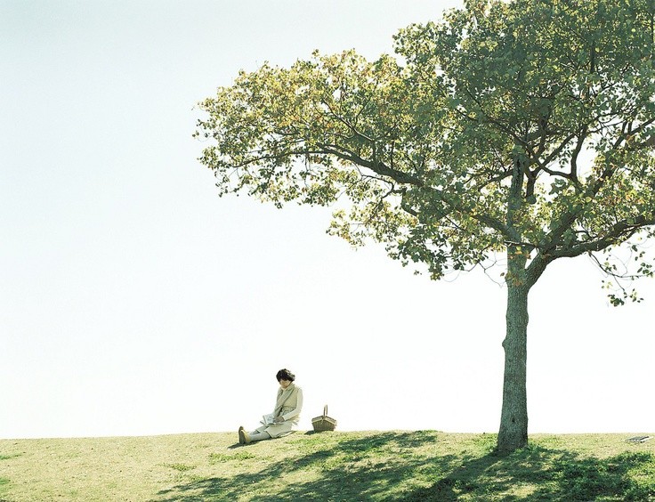 Anlamak isteyen sesinden de anlar, sessizliğinden de...

Paulo Coelho