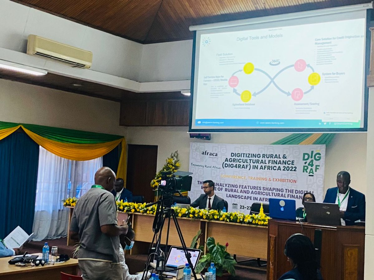 QwareBanking's tweet photo. Setting the stage at #DIG4RAF Conference in #Nairobi: Bernard Acquaye, about to speak about Innovative Digital Tools and Models for agricultural lending and assessment.
#agencybanking #digitalbanking #cloudcorebanking #rural #agricultural #finance #microfinance #Africatech https://t.co/ZOPQKlf6Aj
