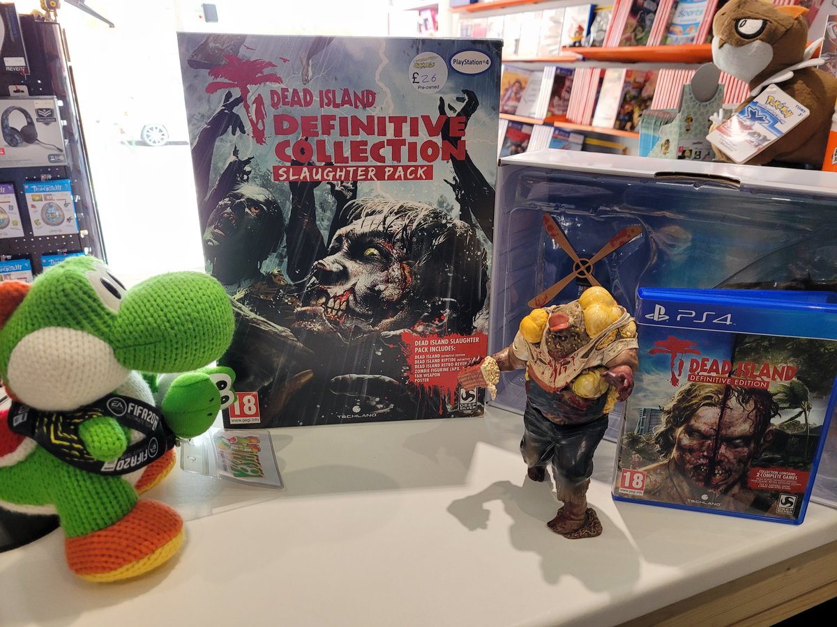 PredatorGamesU1's tweet photo. Yoshi &amp; Mini Yoshi are unimpressed with their return to the shop. They have discovered, this frankly terrifying, new inhabitant hanging around. They don't realise he's part of the Slaughter Pack for Dead Island Definitive Collection which we have instock now for PS4. It's £26. https://t.co/DQPR4BuXM3