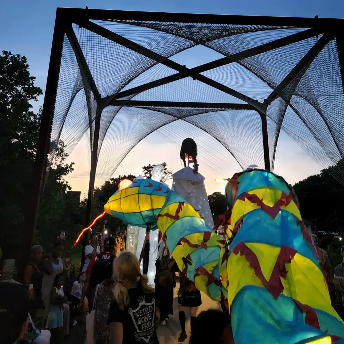 Greenway_Brent's tweet photo. Took an epic field trip over the weekend to Westside #atlantabeltline for some creative play w/ @ChantelleRytter + #kreweofthegratefulgluttons. 💚 what this trail + parade have provided for the city! @AtlantaBeltLine https://t.co/7q0R9Rc7cf