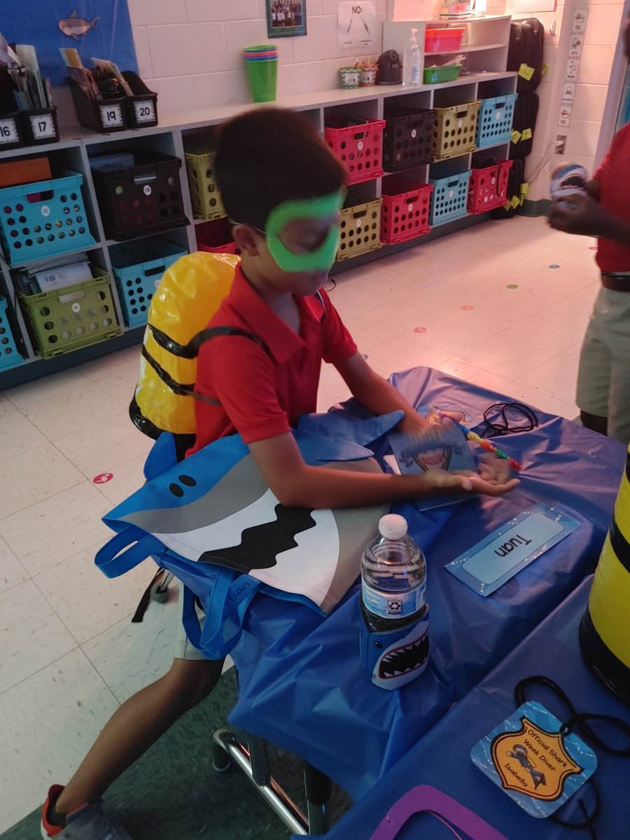 Miss Blakemore tweet media