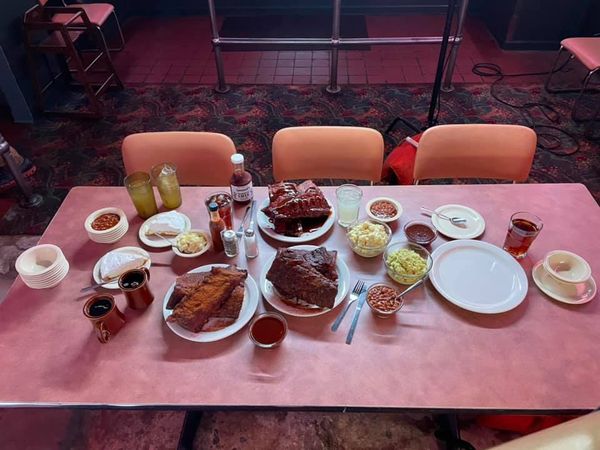 We cater! Order for your office online now: ezcater.com/catering/pvt/l…