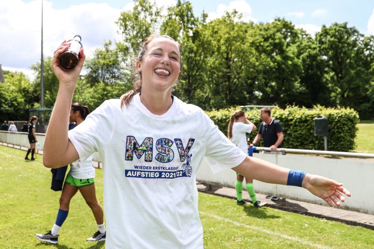 alliehess22's tweet photo. WOW. What a feeling it is to see all of the hard work this team has put in this season come to fruition.  #Bundesliga time 🥳 https://t.co/3ysXzEUSmB