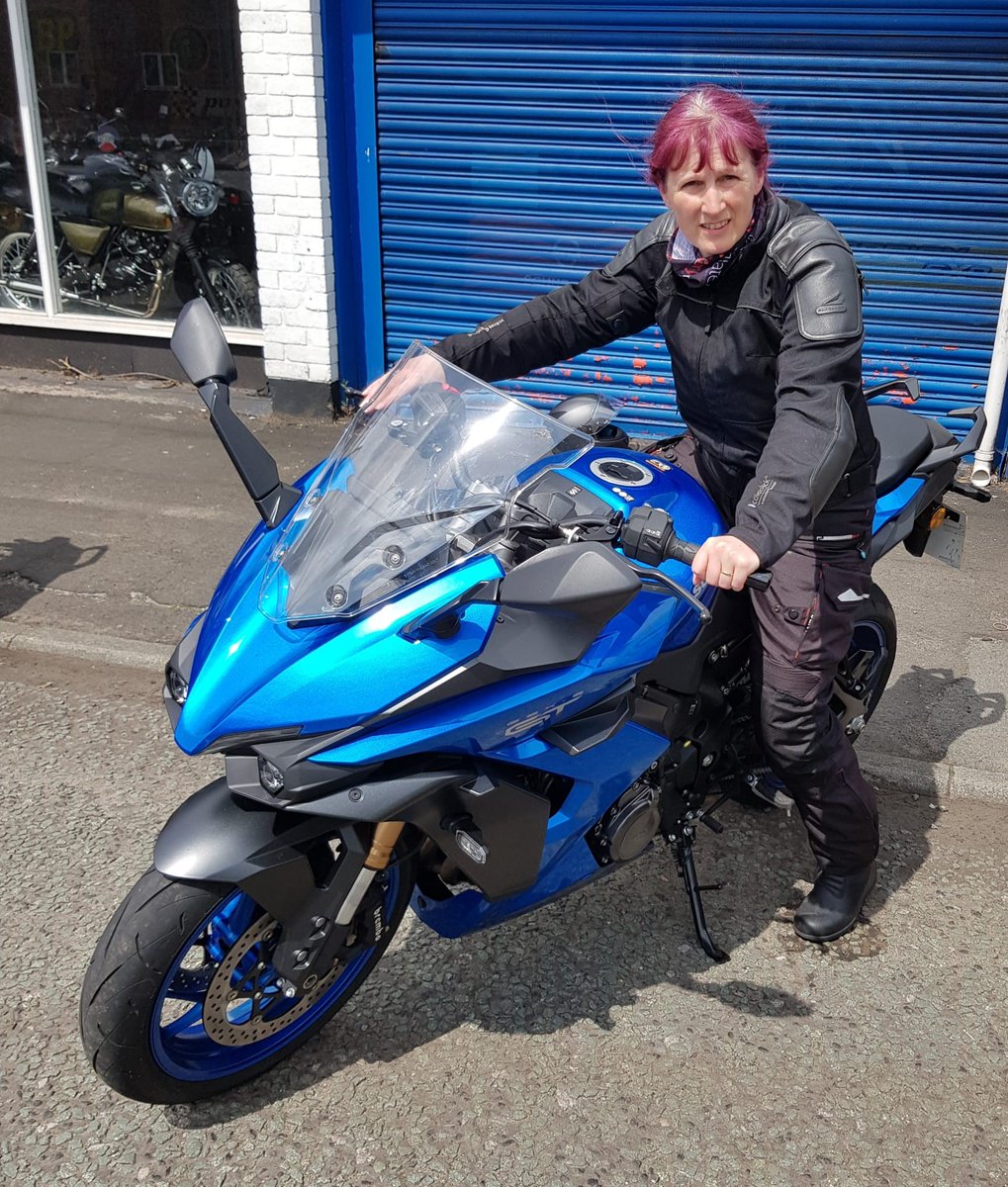 SorryMate tweet media