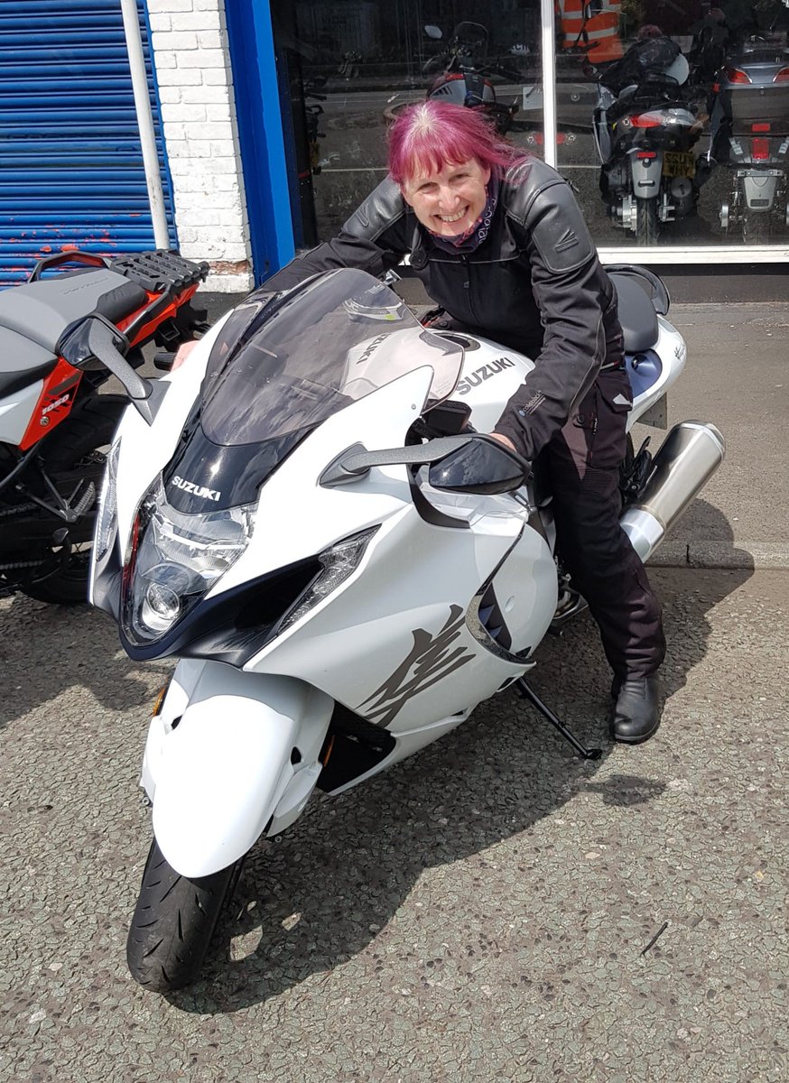 SorryMate tweet media