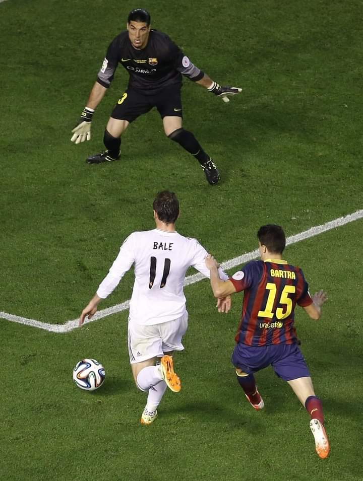 XaidAwan88's tweet photo. Hey..... @GarethBale11 we love you 😔💖🥲😍🥰  
You are our Champion ❤️ 
We will remember you,💖
#HalaMadrid https://t.co/dVQNFSJfZz