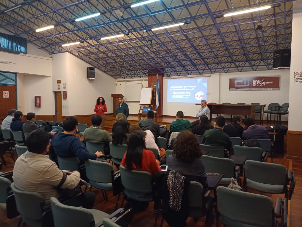 👏 Acompañamos la evaluación del 3° módulo de Maestría de Ingeniería en Sistemas de Información, gestionada por graduados UNJu y articulada desde el CENTIJ, el CIJ, la Universidad Tecnológica Nacional y la UNJu. Felicitaciones a nuestros profesionales! A seguir creciendo!