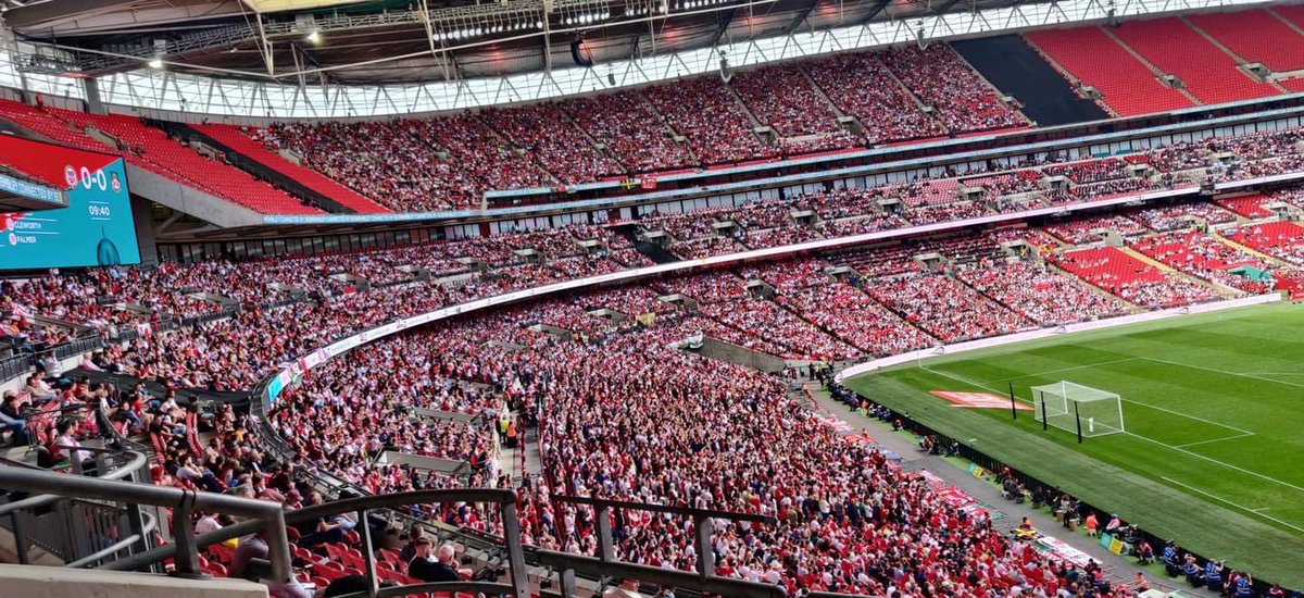 Wrexham fans at Wembley yesterday for the Buildbase FA Trophy final against Bromley #wrexhamfc