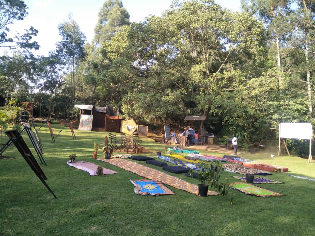 sungurafilm's tweet photo. About yesterday's screening at Turi A Mumbi
#sungurafilm #outdoorscreening #kenyanfilm #shortfilm #limuru https://t.co/qF0Ky3BEar