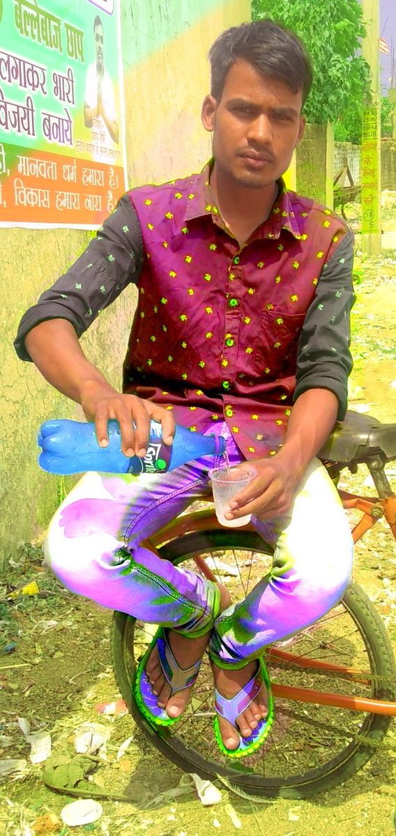 Anuj ji vloger 
youtube.com/channel/UCBTcm…