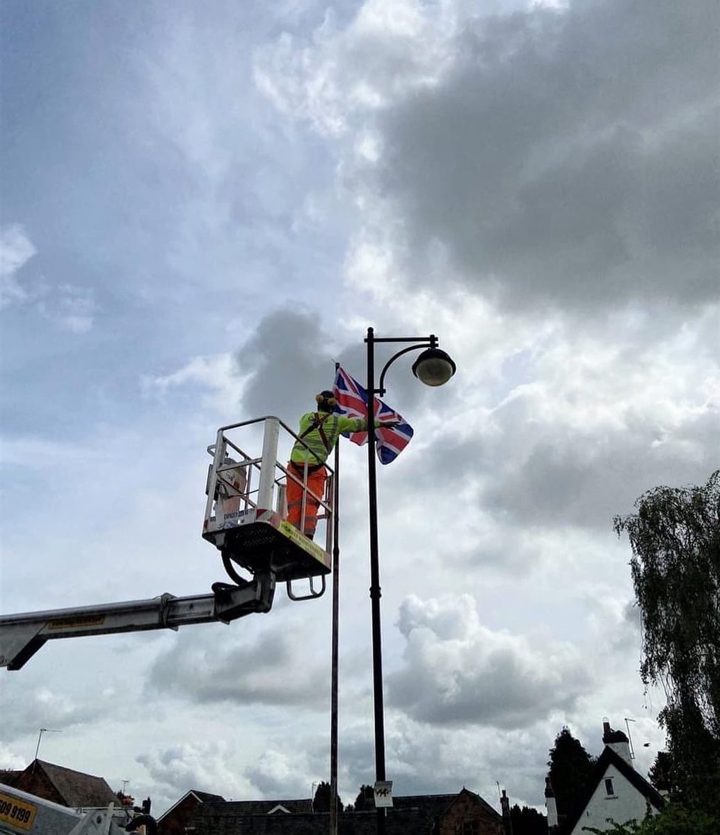 stmichaelsfirst's tweet photo. Ahead of Her Majesty The Queenโs Platinum Jubilee, Carnells helped to raise the flag at St Michael's First School Penkridge this morning, marking the beginning of their celebrations. ๐๐ฌ๐ง
#unionjack
#platinumjubilee
#unionflag
#rightwayup https://t.co/r65UrYboYT