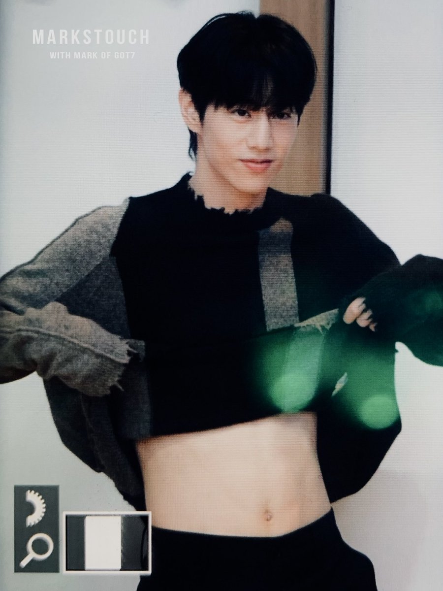 markstouch's tweet photo. 220523 OMG 슈퍼섹시애교🫣🫣🫣🫣
#GOT7 #갓세븐 #마크 #Mark  #MarkTuan #段宜恩 #단의은 https://t.co/xEFBe1GcDN