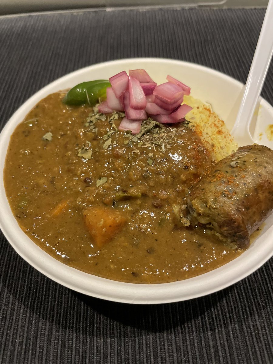 1005Nakahara's tweet photo. 今日は月に一度の
仙人カリー🍛
美味いなぁ🥰
てかお店に4日連続w
#BrightMoon #EntertainmentBar
#大阪市中央区 #東心斎橋
#心斎橋駅 #長堀橋駅
#mrchildren #ミスチル
#mrchildren推しのオーナー https://t.co/5Ma5KHRoeU