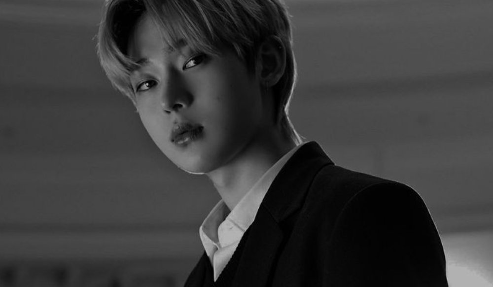 ficsivenha's tweet photo. 追跡 : Tsuiseki
— a #sunki au.

after punching someone during the trial, lyle (ksn) got thrown in a faraway city where he met fuyu/winter (nrk) a two faced mf. https://t.co/fYxTZAcOoI