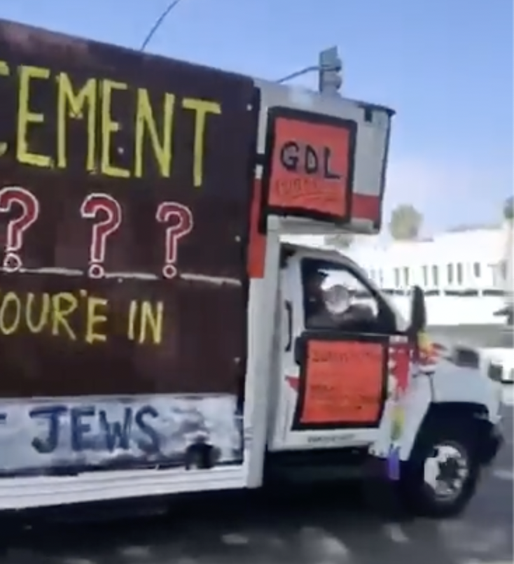TracTerrorism's tweet photo. Crew 562 Active Club #Antisemitic / Pro-White Propaganda U-Haul Truck Harass People on the Streets of #California 
Read more: https://t.co/FzGCryOPM6
#NSC #131Crew #Crew562 https://t.co/tMQYfwN3yE