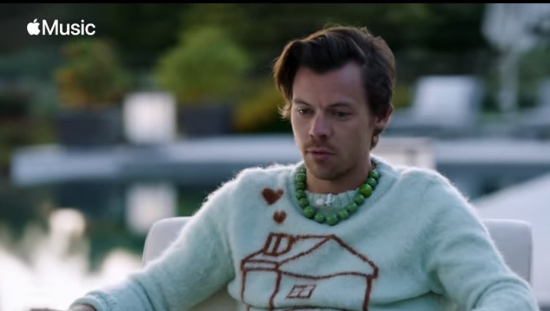 okaayprincess's tweet photo. comfort people. i had a blast #HarrysHouse https://t.co/K8sJLcKdH1